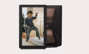 Large digital photo frame