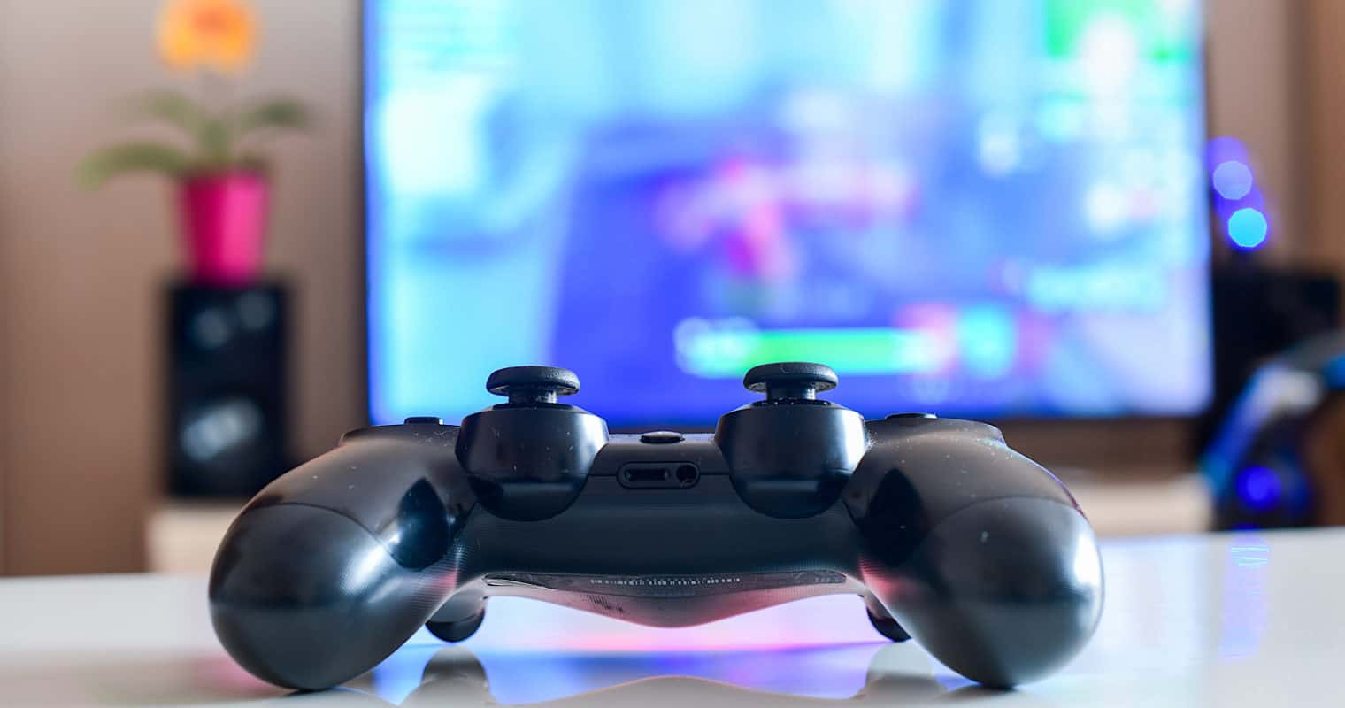 5 Ways to Save Money Buying Video Games